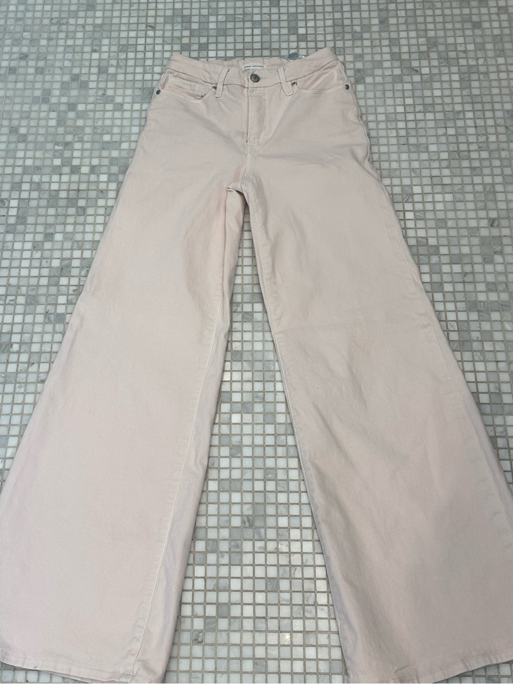 Good American Wide Leg Jeans in Pale Pink